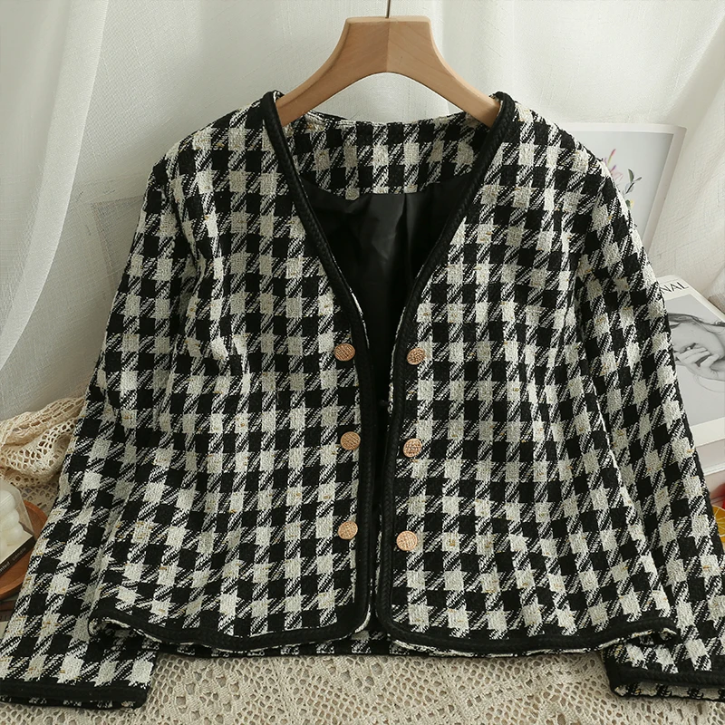 

Vintage Elegant Coats For Women Autumn Winter Long Sleeve Deep V-Neck Swallow Gird Femme Jackets Chic Double Breasted Woman Coat