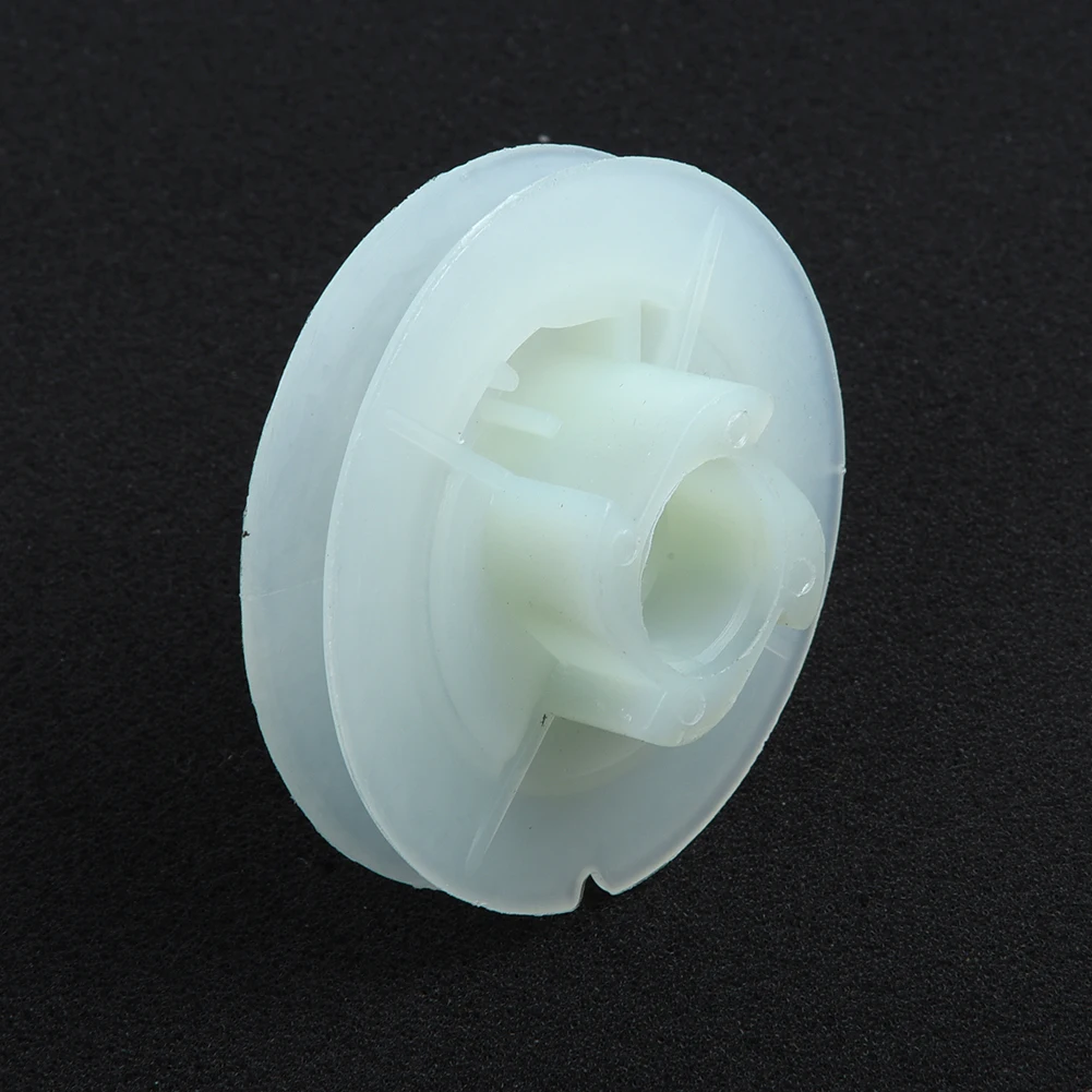 

1 Pc Recoil Starter Start Pull Pulley For Chinese 4500 5200 5800 Chainsaw Start Pull Pulley Replacement Parts