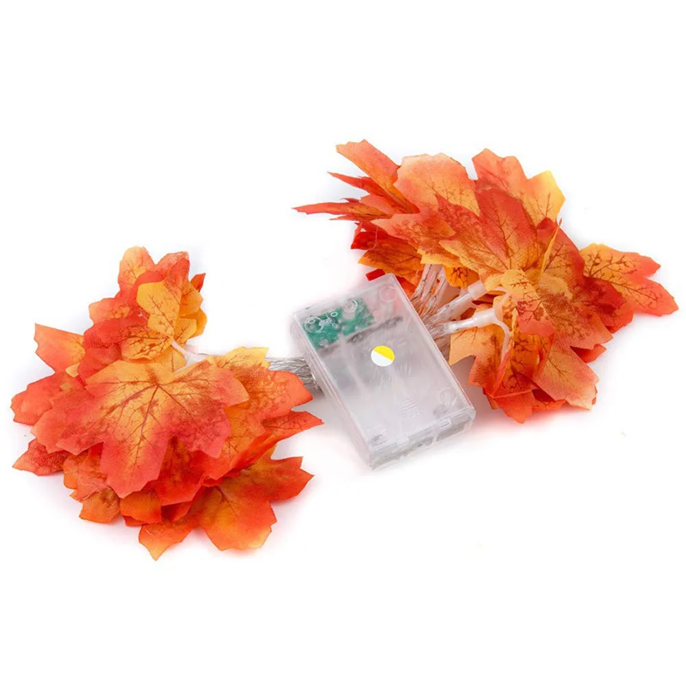 Рисунок 2 - Гирлянда из декор для Дня благодарения кленового листа