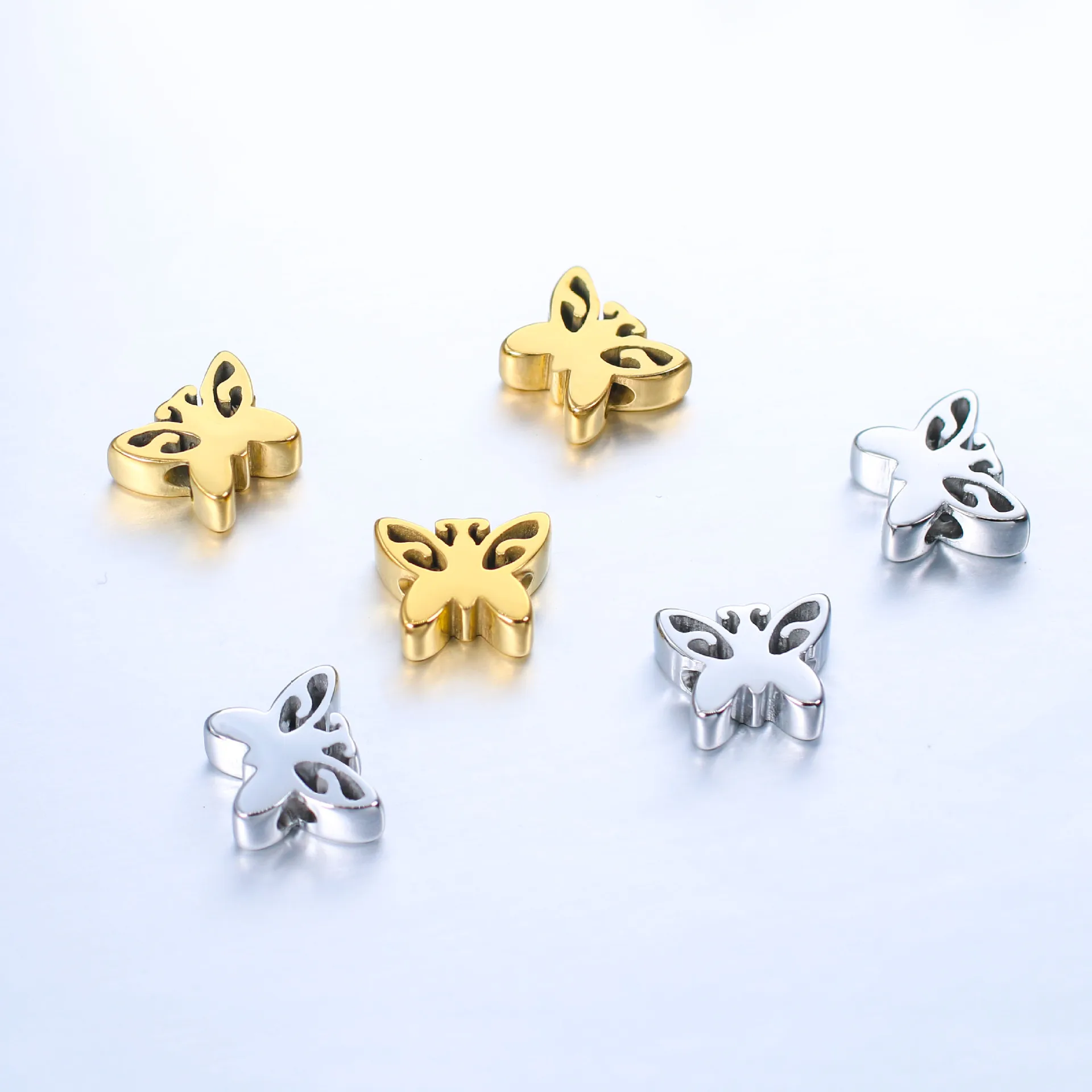 

5pcs/Lot Stainless Steel Hollow Butterfly Pendants Hole Beads Bracelets Pendant Charms DIY Necklace Jewelry Making Accessories