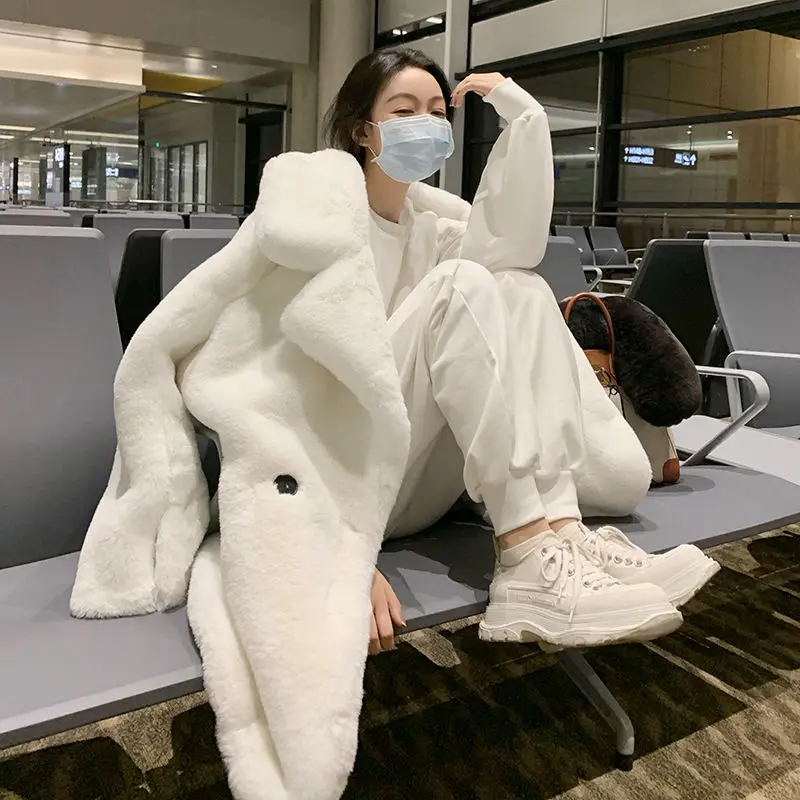 

2022 New Women Winter Warm Faux Fur Coat Large Thick Soft Middle -Long Overcoat Turn Down Collar Jacket Female Casaco Feminino