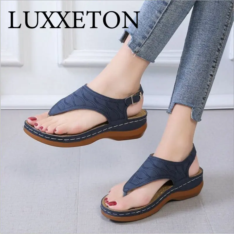Sandals Wedge  Low Top Solid Color Embroidered FlipFlops Fashion Plus Size Women Shoes     2022 New