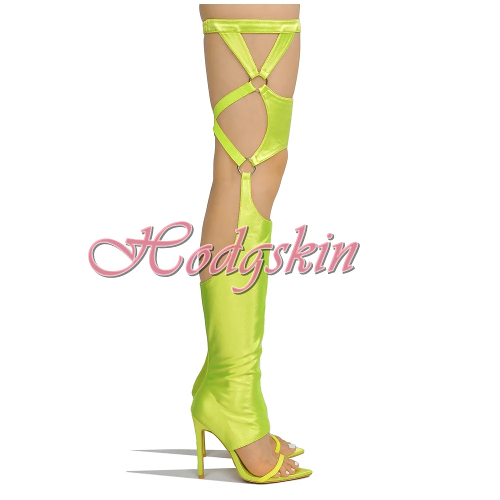 Босоножки с вырезами и открытым носком однотонные Сапоги выше колена на шпильке