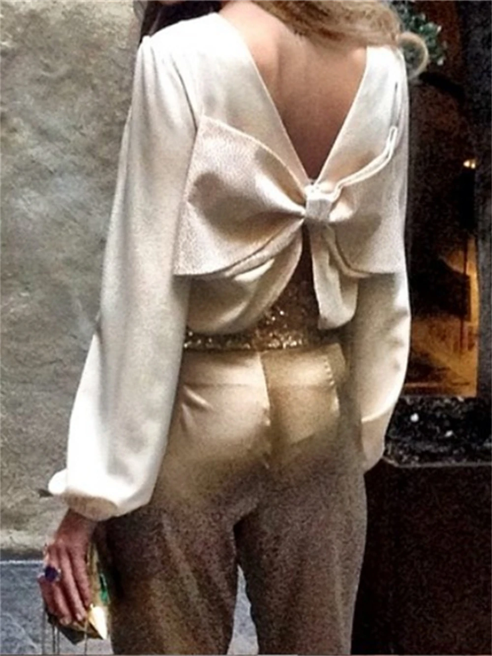 

Женская блузка с открытой спиной, длинным рукавом и бантом