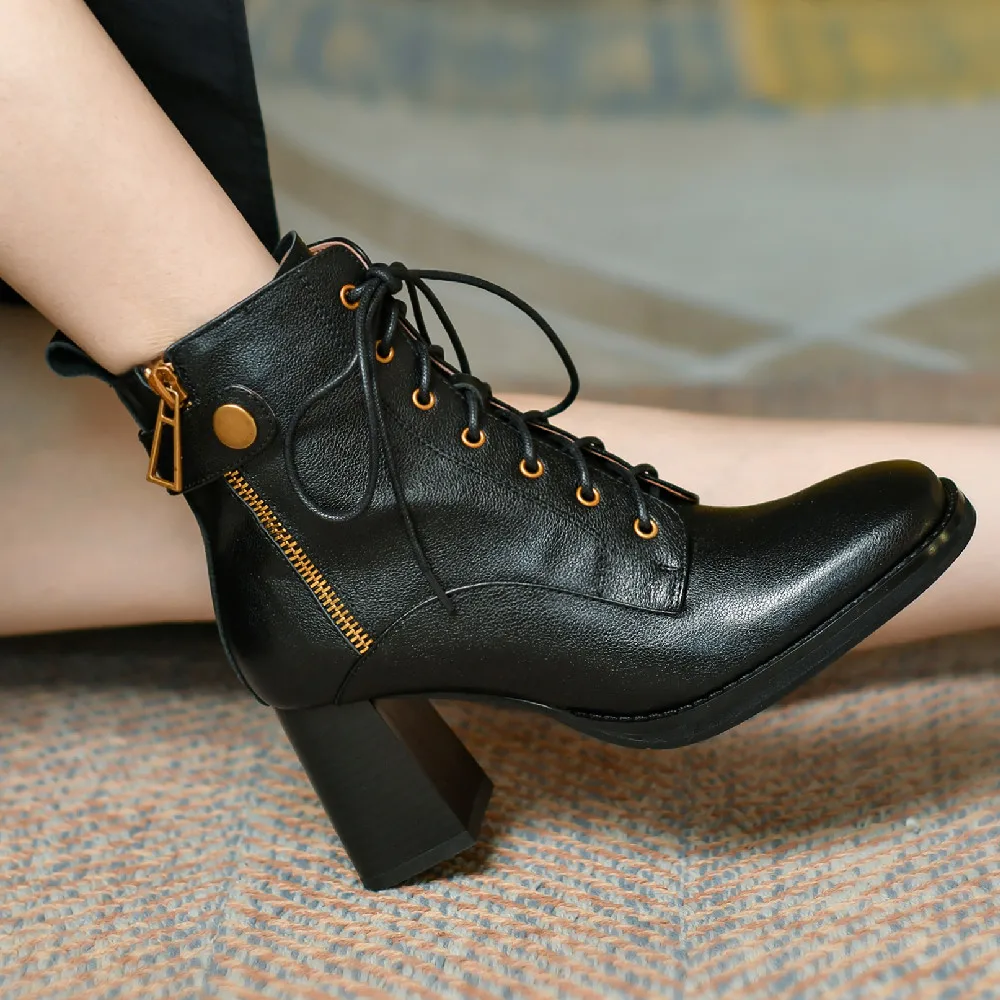 Женские ботильоны из натуральной кожи на толстом высоком каблуке с квадратным