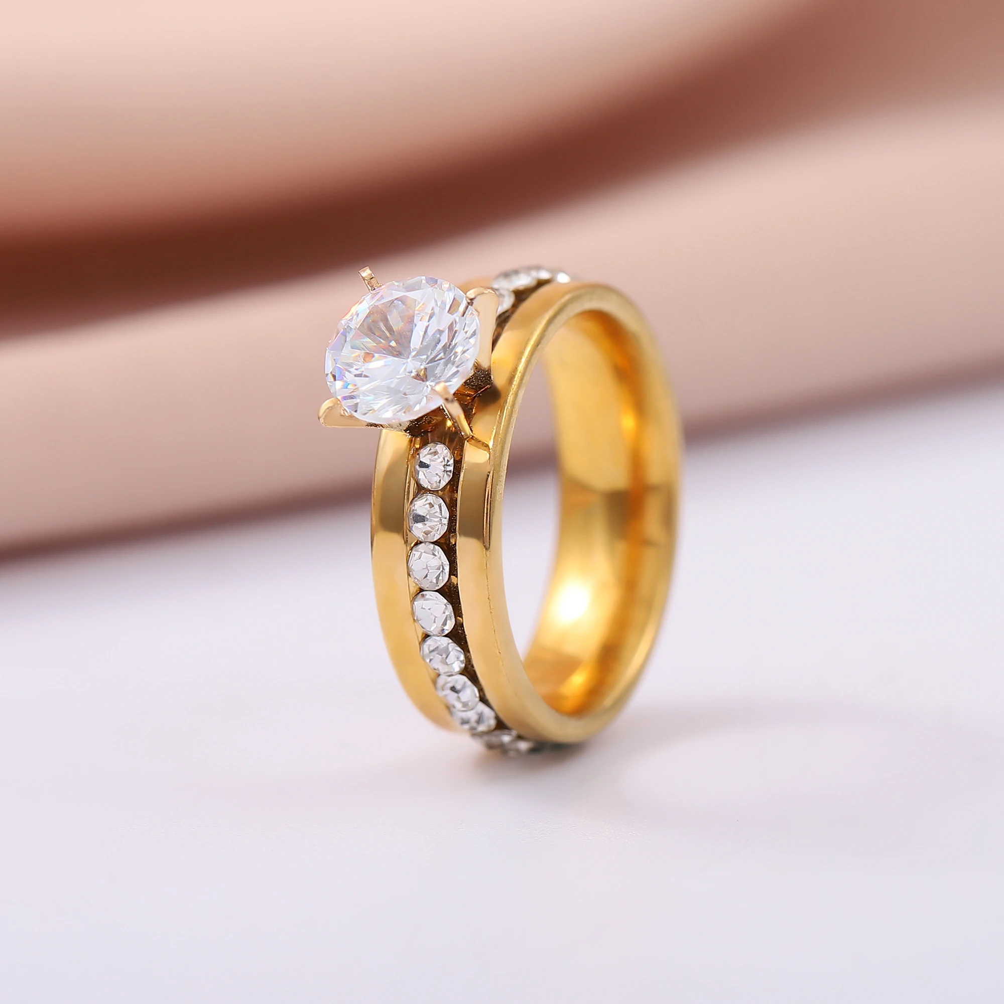 

New Arrival 316L Stainless Steel Ring With Cz Crystal Fashion Steel Ring For Ladies Wedding Engagement Ring Gold Color Jewelry