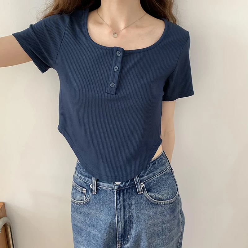 Блузка женская с коротким рукавом однотонная черная/белая 2022