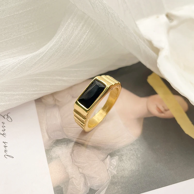 

Fashion Trend Zircon Ring 14K Gold Plated Stainless Steel Exquisite Vintage Ring Jewelry Luxury For Women 2022