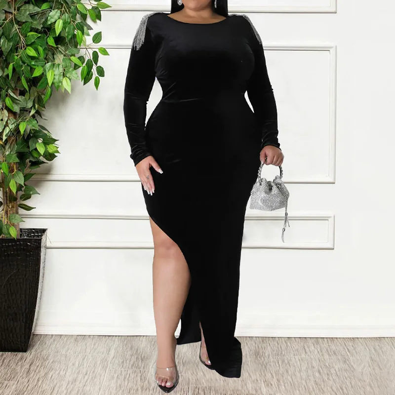 Рисунок 4 - Женское платье с разрезом сзади