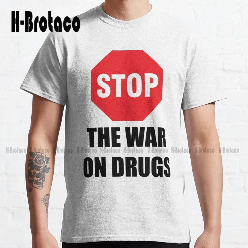

Классическая футболка с надписью «Stop The War On Drug»