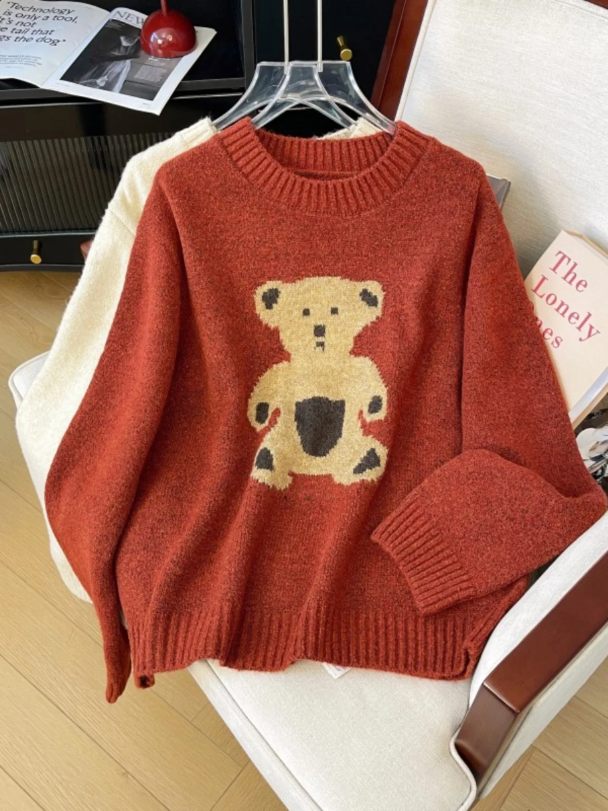 Большой размер Idle Sle Milk Fufu Bear Красный свитер для женщин 2024 Осень и зима Плюс Пухлая