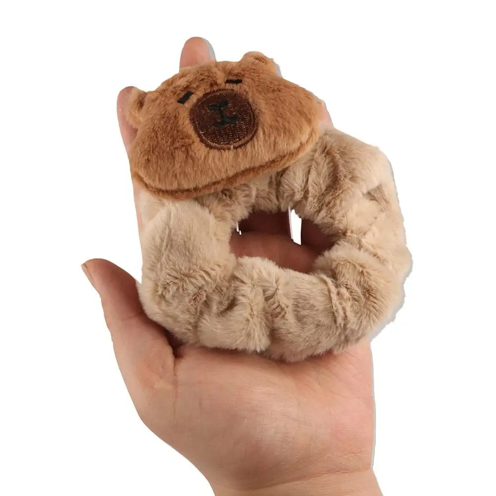 Плюшевые заколки-крабы капибара розовый коричневый