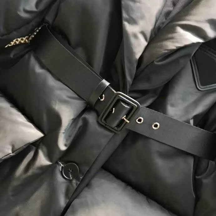 2022 New Autumn and Winter Short Down Padded Jacket Bread Jacket Casual Waist Waist Jacket Triangle Logo
