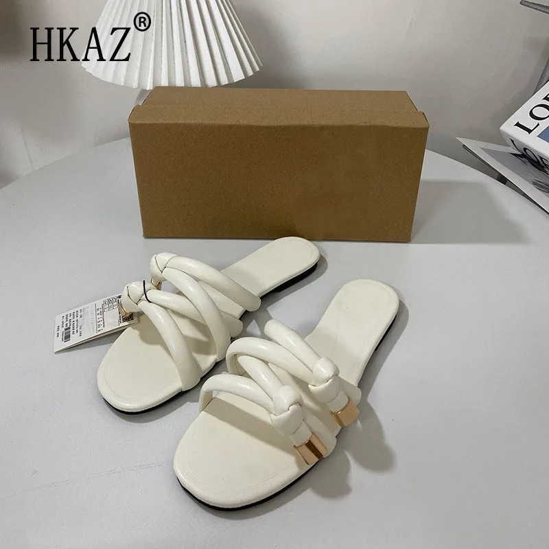 

Женские пляжные сандалии с открытым носком, Летние повседневные шлепанцы на плоской подошве, с металлическим орнаментом и пряжкой, 2023