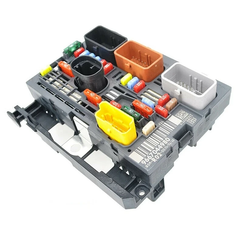 

Блок предохранителей под крышку для Peugeot 3008 407 Citroen C5 C4 PICCASO 9667044980