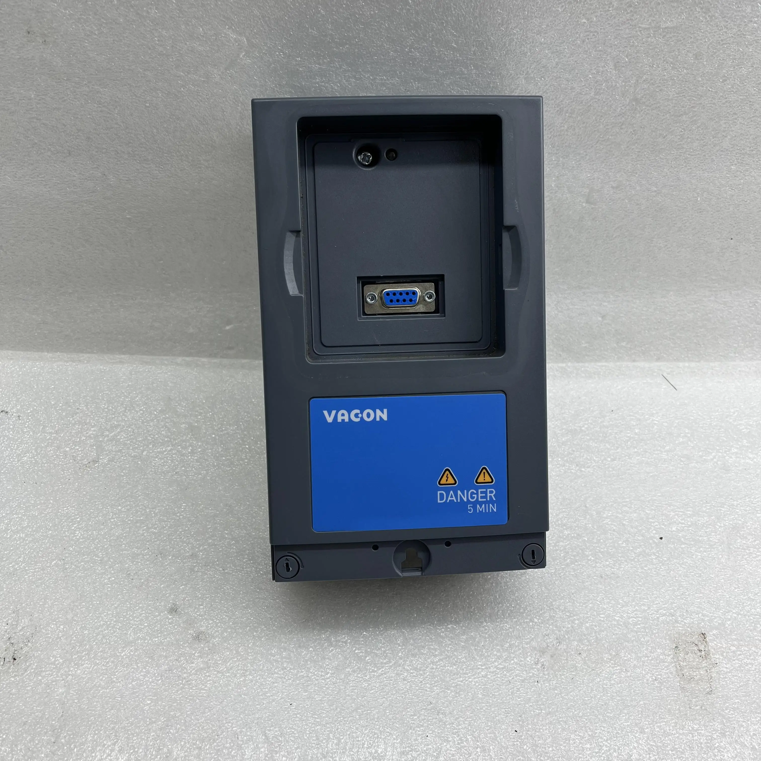 VACON CPASA1AF 000000 Оригинальный контроллер программирования складного домика ПЛК