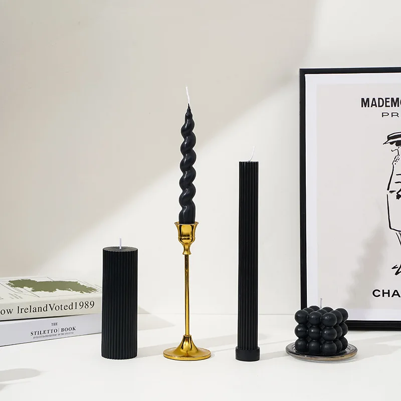 

European vintage handmade aromatherapy candle niche romantic sentiment decorative ornaments black candle wedding room decoration
