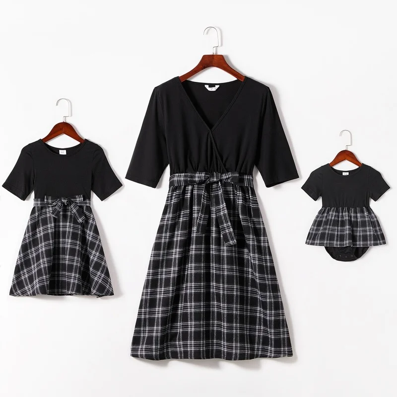 

Family Matching Outfits Mom and Daughter Dress Short Sleeve Plaid Patchwork Mommy and Me Clothes Baby Romper Dress Family Look