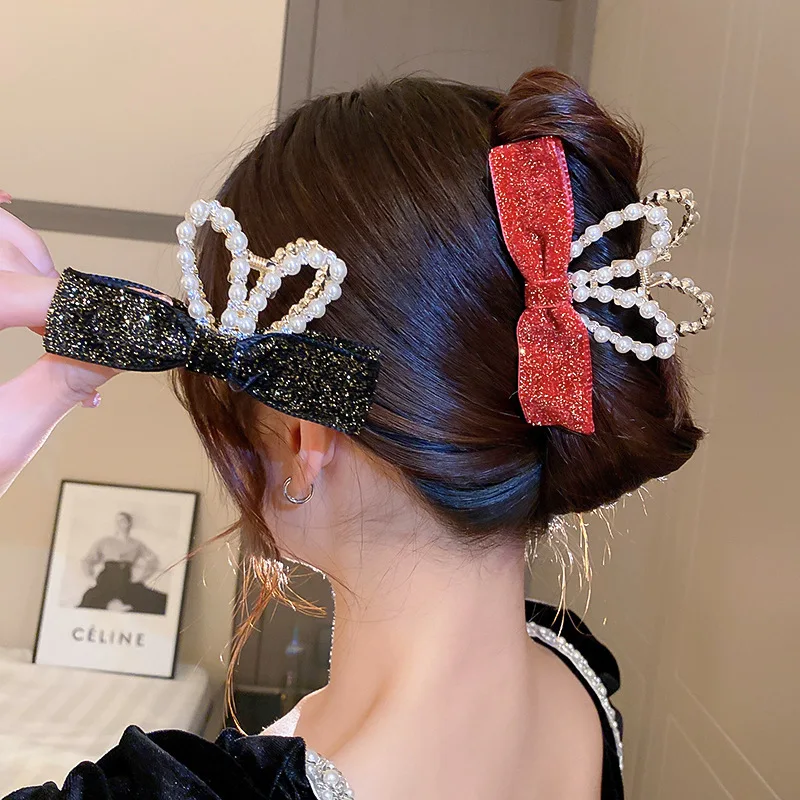 

Korean Fashion Refined Rhinestone Pearl 2023 New Year Rabbit Ear Bow Barrettes Premium Bride Hair Braiding Hair Claw Headdress