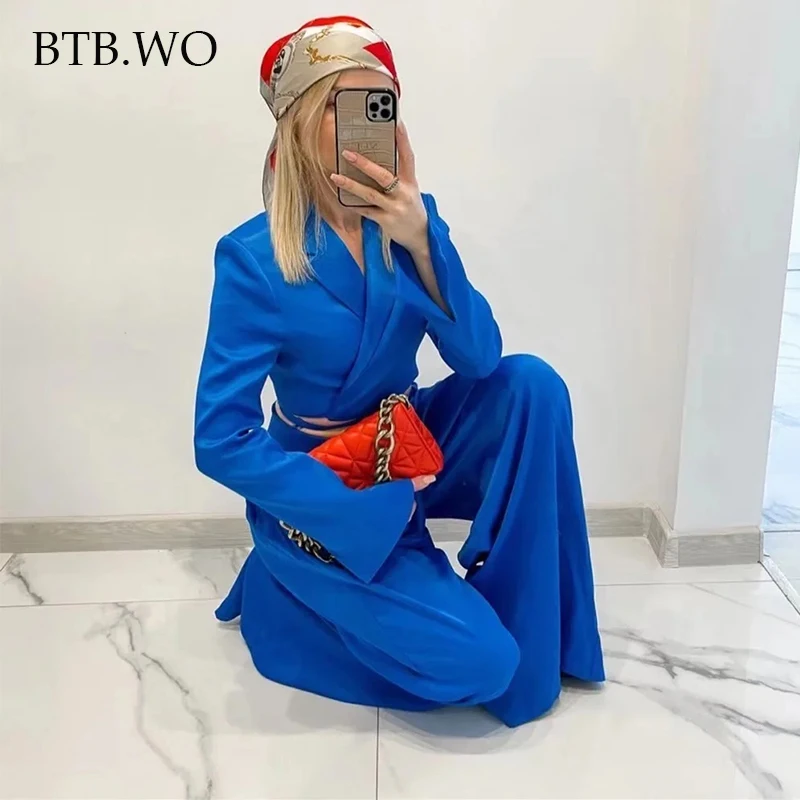 

Женский костюм BTB.WO из двух предметов, блузка с принтом и прямые брюки, 2022