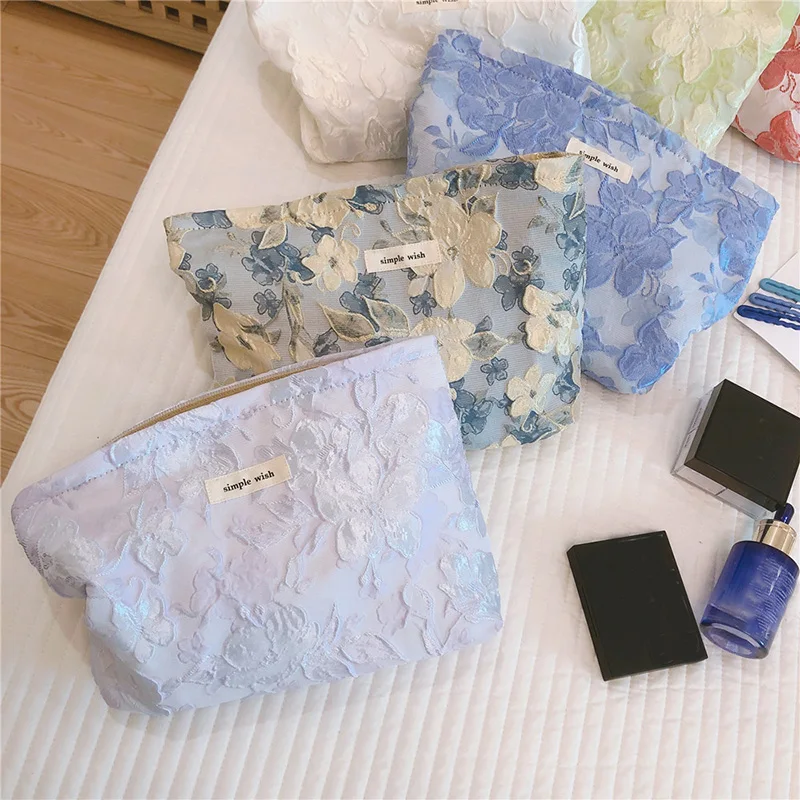 

Корейская новая косметичка, сумочка для стирки, ретро-органайзер для косметики с цветами, клатч, Женская дорожная косметичка, чехлы для хран...