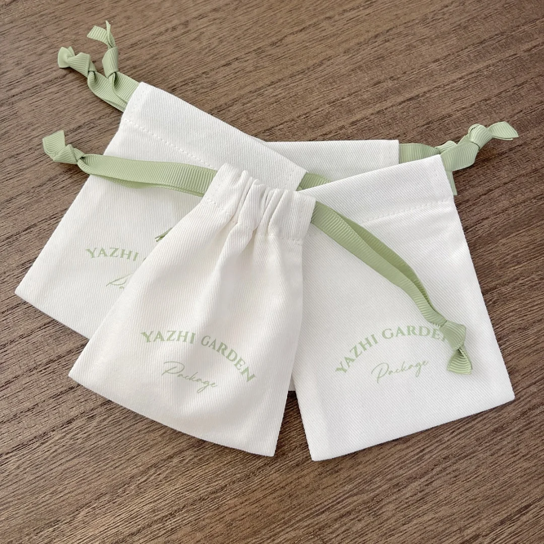 

Набор подарочных мешочков из хлопка NALIA'S POUCHES
