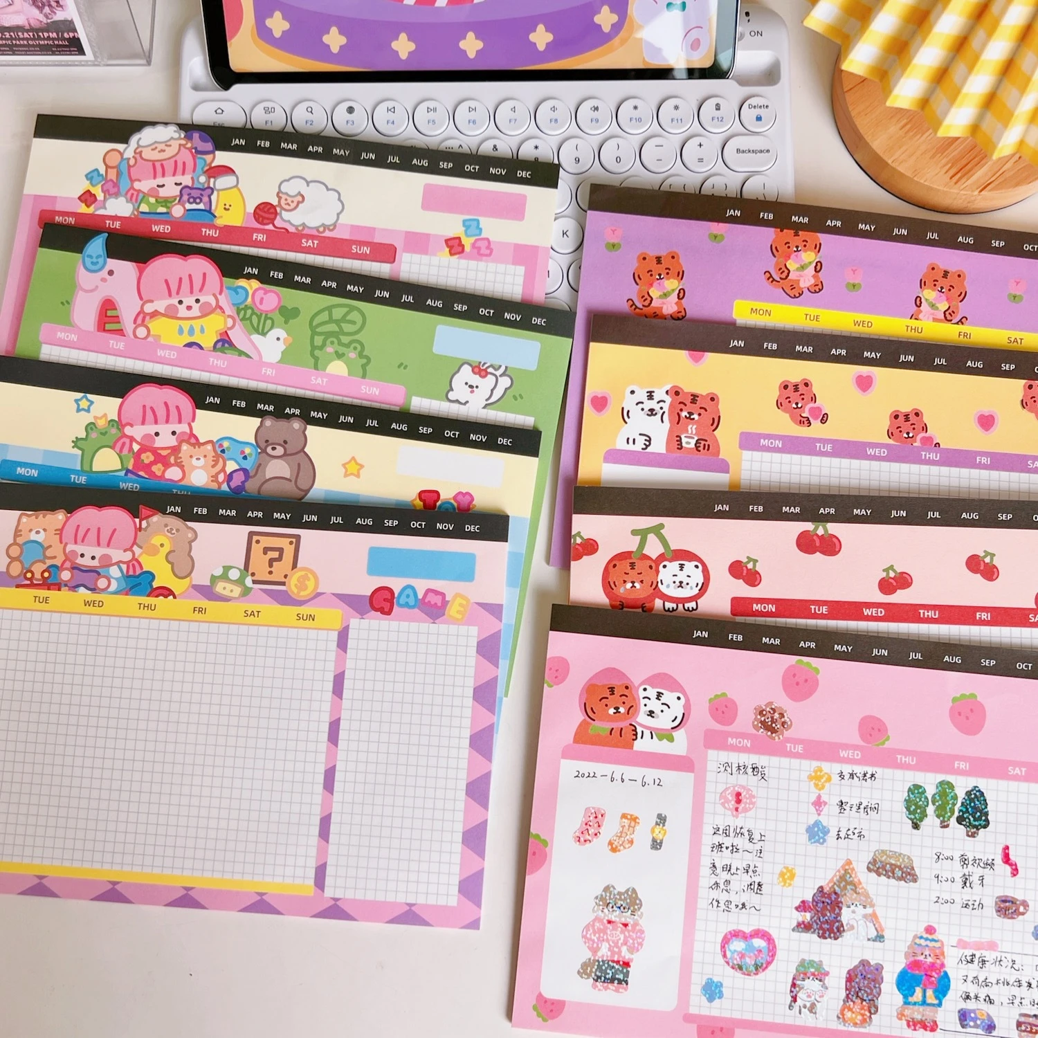 

Cute Cartoon Non-sticky Notebook Journal Agenda Planner 30 Sheets Grid Paper Daily Weekly Bullet Planner School Stationery