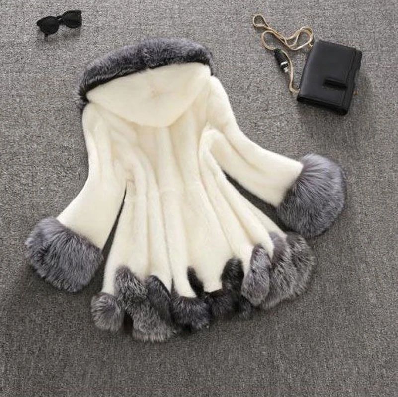 2021 New Coat White Gray Outerwear with Fur Hat Women Mink Luxury Long Coats Imitation Faux Fur Jackets Female Thick Jacket Ins