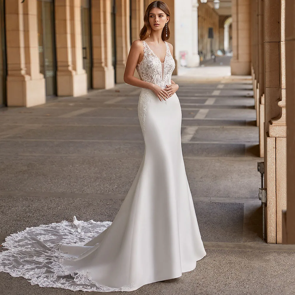 

Mermaid Satin Wedding Dresses for Women 2023 Bride Sweep Train Spaghetti Strap V Neck New Lace Applique Bridal Gowns Backless
