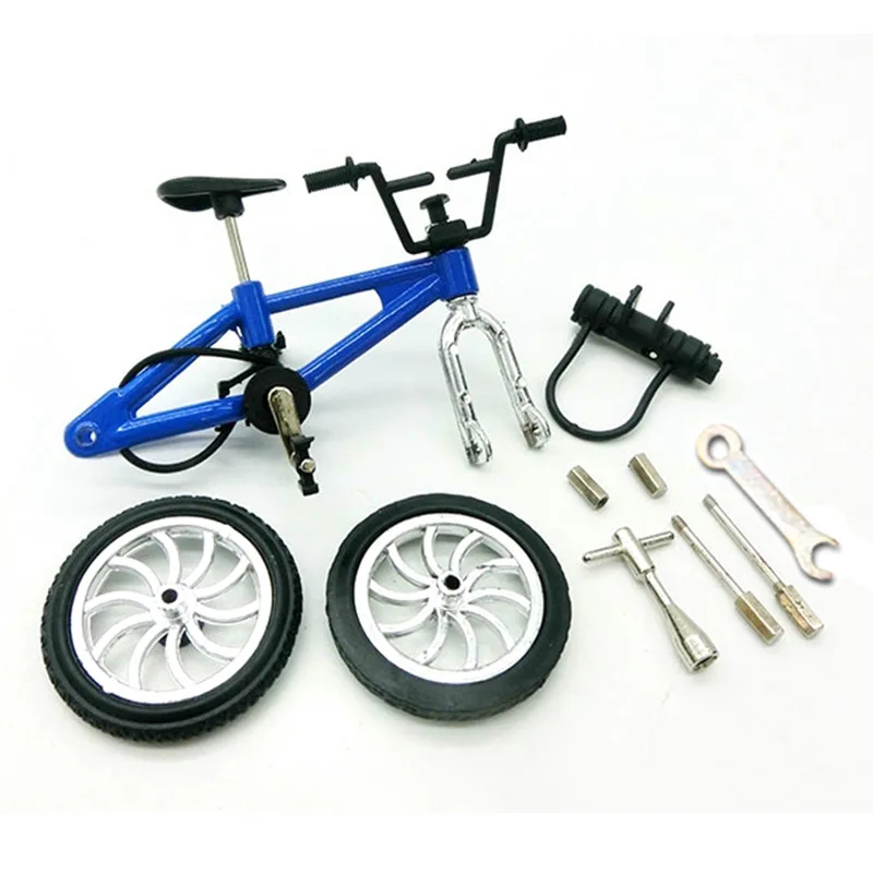 Creative Finger Scooter Two Wheels Fingerboard Set Mini Skate Parts Skateboarding Deck Fingertip Bikes Toys Kids Gifts |