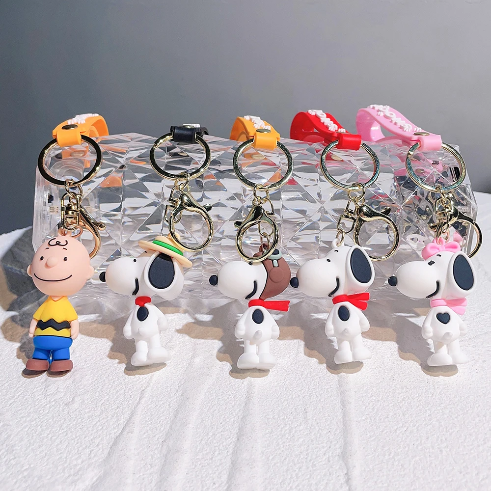 

Kawaii Snoopy Dolls Keychain Action Couples Keychain Cartoon Toy Mini Figure Model Kids Toys for Boys Christmas Gifts