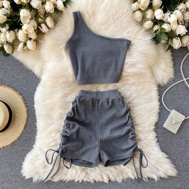 

Summer 2022 Sports Suits Diagonal Collar Cropped Top Drawstring Pleated High Waist Wide Leg Shorts Two Piece Set