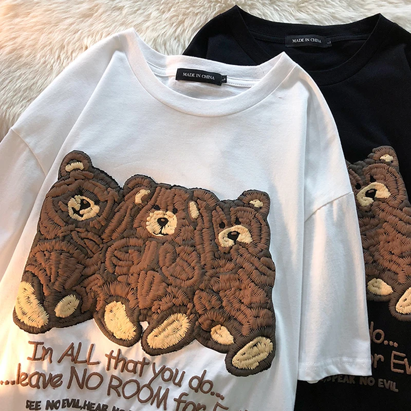 

2022 new female foam American retro bear print short-sleeved t-shirt men and women couples 6535 cotton