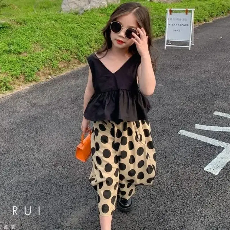 

Лето 2022, комплект одежды для девочек, шаровары в горошек с широкими штанинами, топ без рукавов с открытой спиной, комплект детской одежды для...