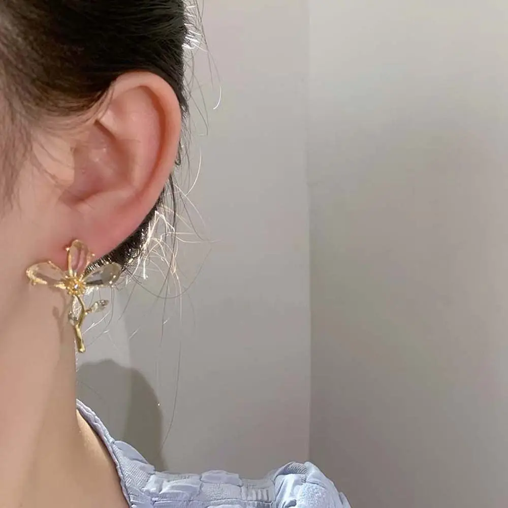 

Flowers Earrings Stud Earrings Rose Ear Hook Ear Studs Korean Rhinestone Wedding Party Girls Gift