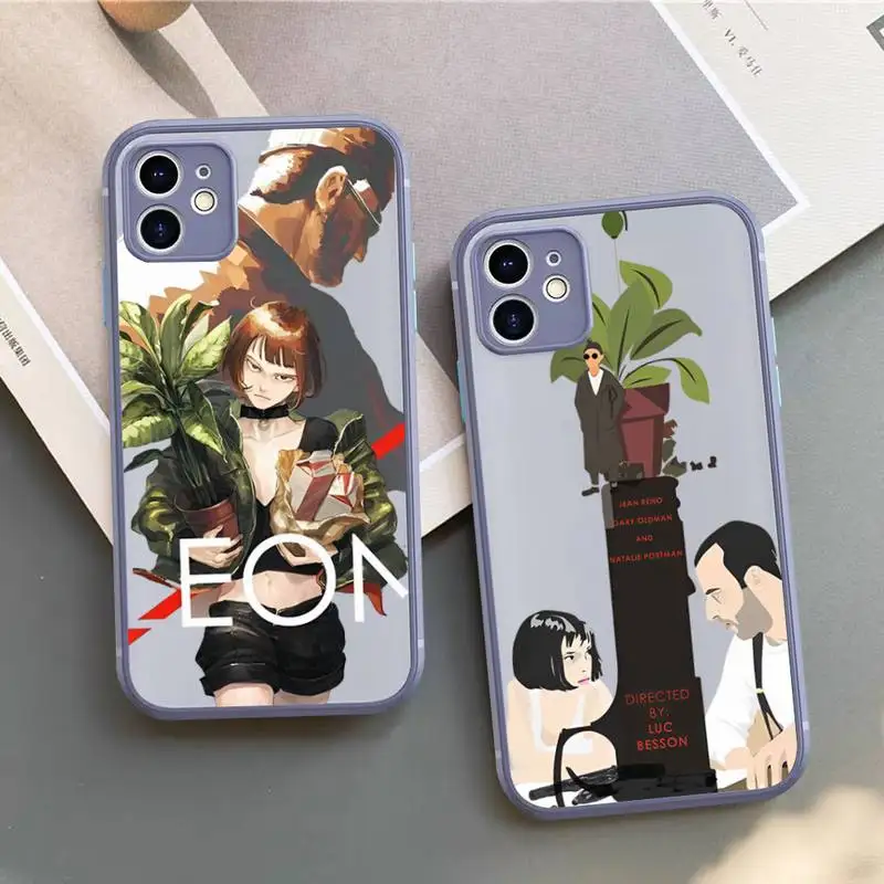 

Movie Killer Leon And Mathilda Phone Case for iPhone X XR XS 7 8 Plus 11 12 13 pro MAX 13mini Translucent Matte Case
