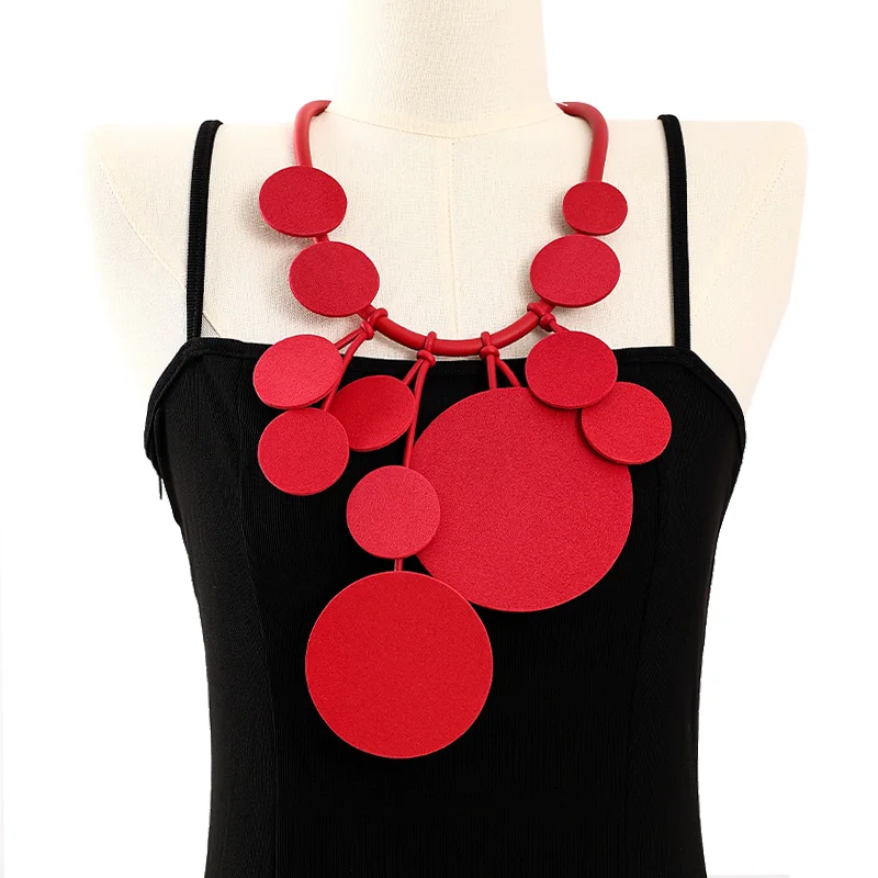 New Designer Handmade Luxury Women Necklace Bohemia Style Big Circle Pendant Neckalces Rubber Clothes Accessories Jewelry | Украшения и