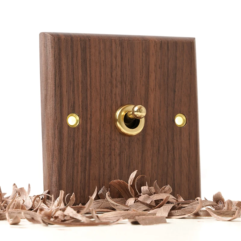 

Деревянный выключатель черный орех 13А