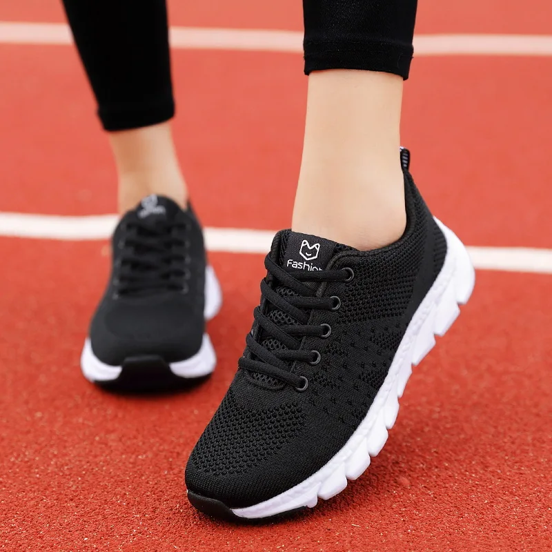 2020 Women Sport Shoes Fashion Platform Running Sneakers Ladies Spring Winter Flats Smiley Shoes Woman Tennis Training Shoes