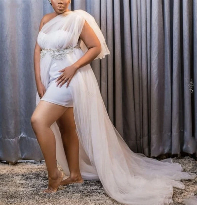 

Женское свадебное платье с одним открытым плечом, белое фатиновое платье с разрезом сбоку, а-силуэт