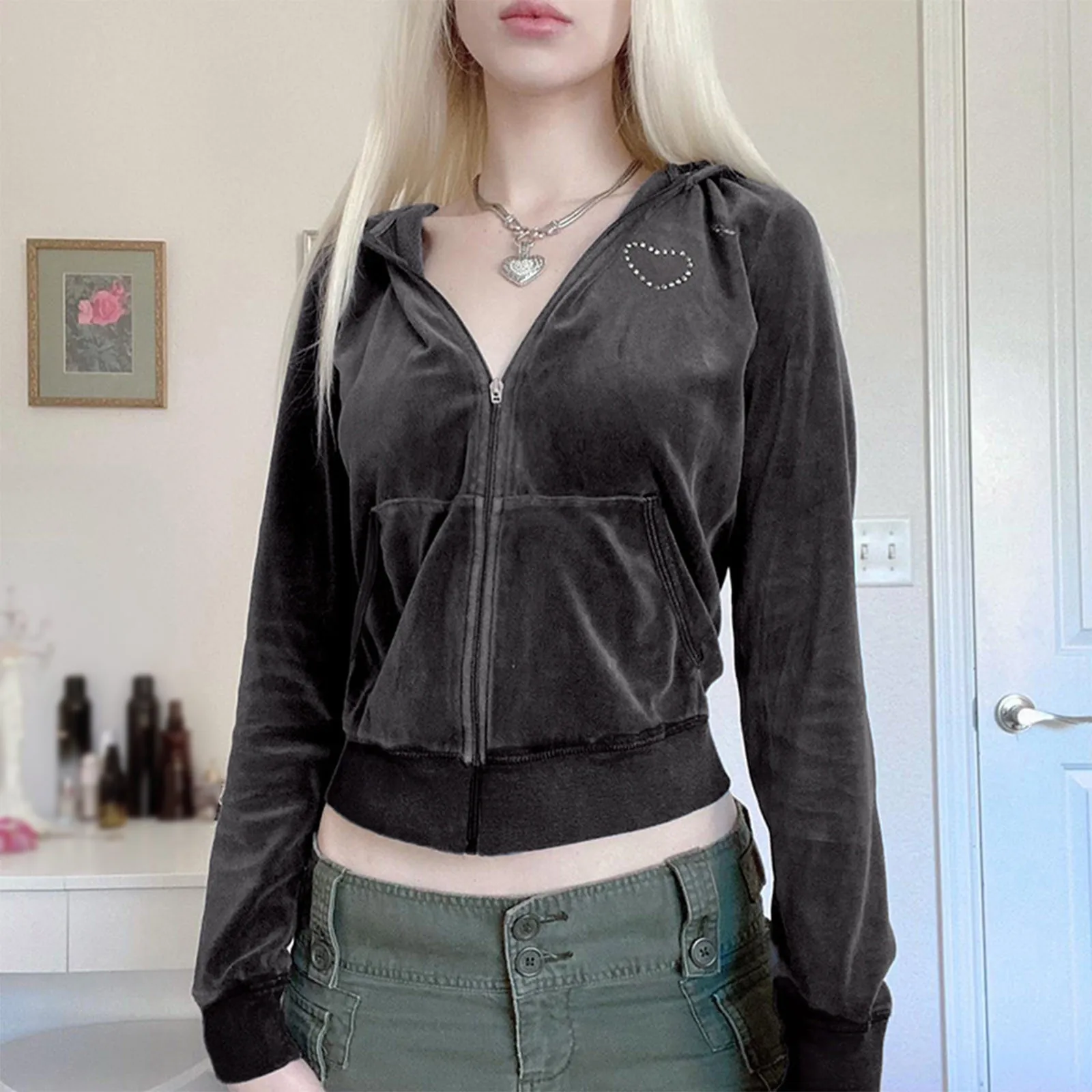 

Женский укороченный пуловер на молнии, с длинным рукавом и капюшоном