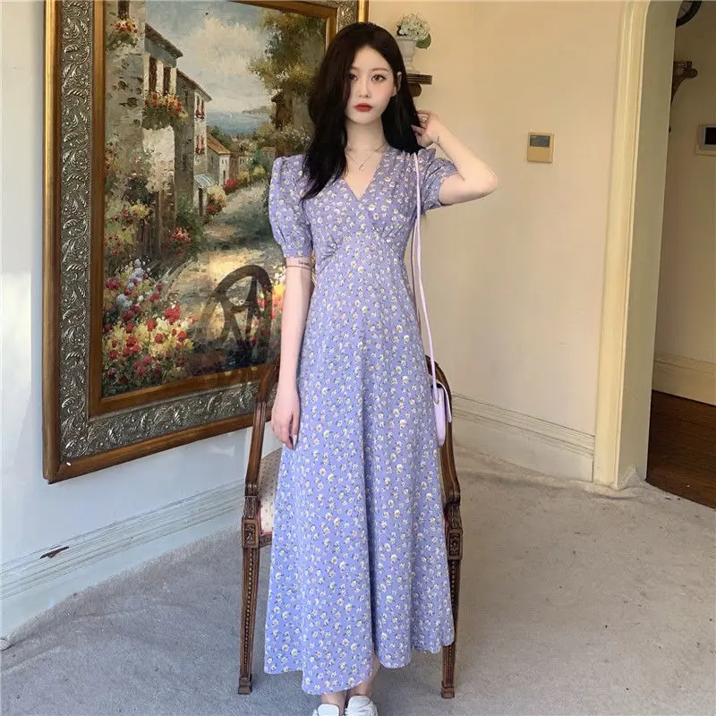 

Women's Summer French V-neck Purple Dress Sweet Floral Skirt