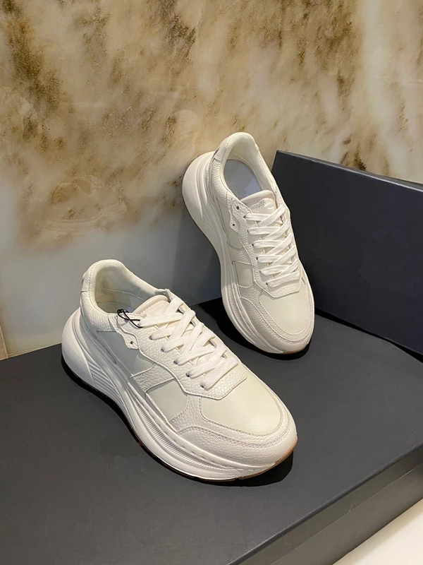 Женские кроссовки Mdutt из натуральной кожи