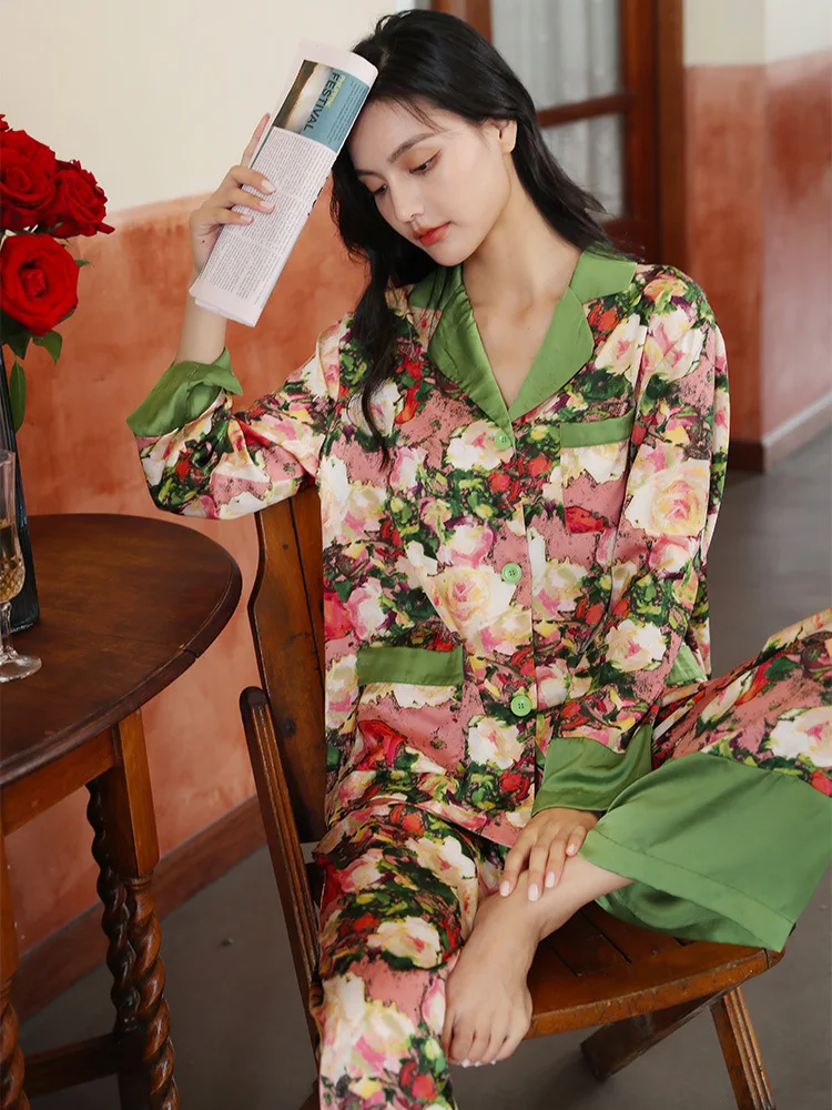 Women's Pajamas Set Floral Printed Silk Satin Loungewear Sleepwear for Women Temperament Pocket 2Pcs Long Sleeves Home Wear