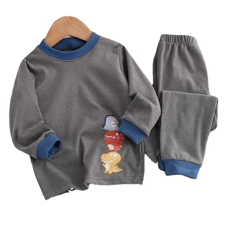 

Детский хлопковый комплект из топа с длинным рукавом и брюк