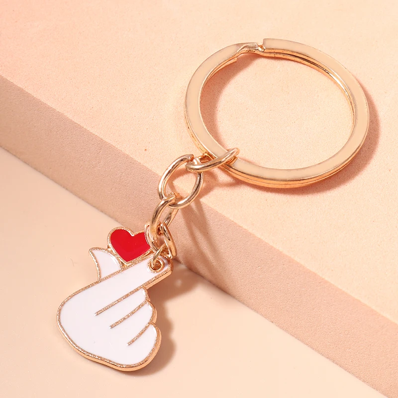 

New Design Enamel Contrast Gesture Keychain Love Heart Shaped Key Ring for Couples Women Valentine Gifts Car Key Jewelry Gifts
