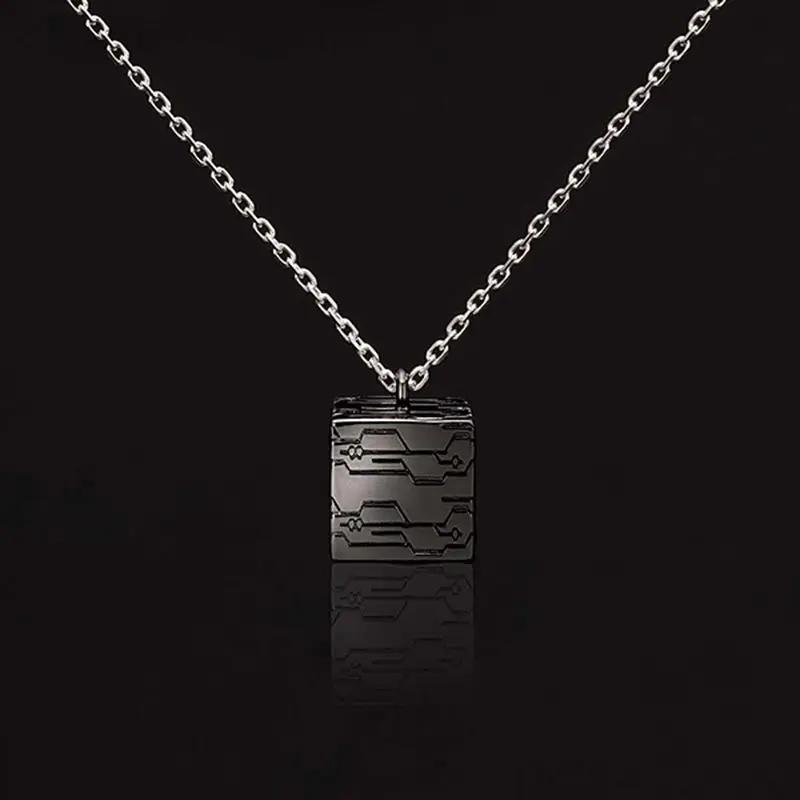 

NieR:Automata Necklaces Woman Long Jewelry Man Necklace Cube Pendant Chain Lovers Silver Color Trendy European Alloy Naszyjnik
