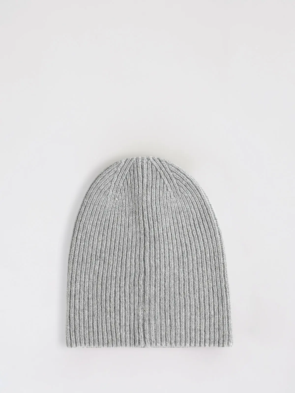 

Женские береты CL1045727