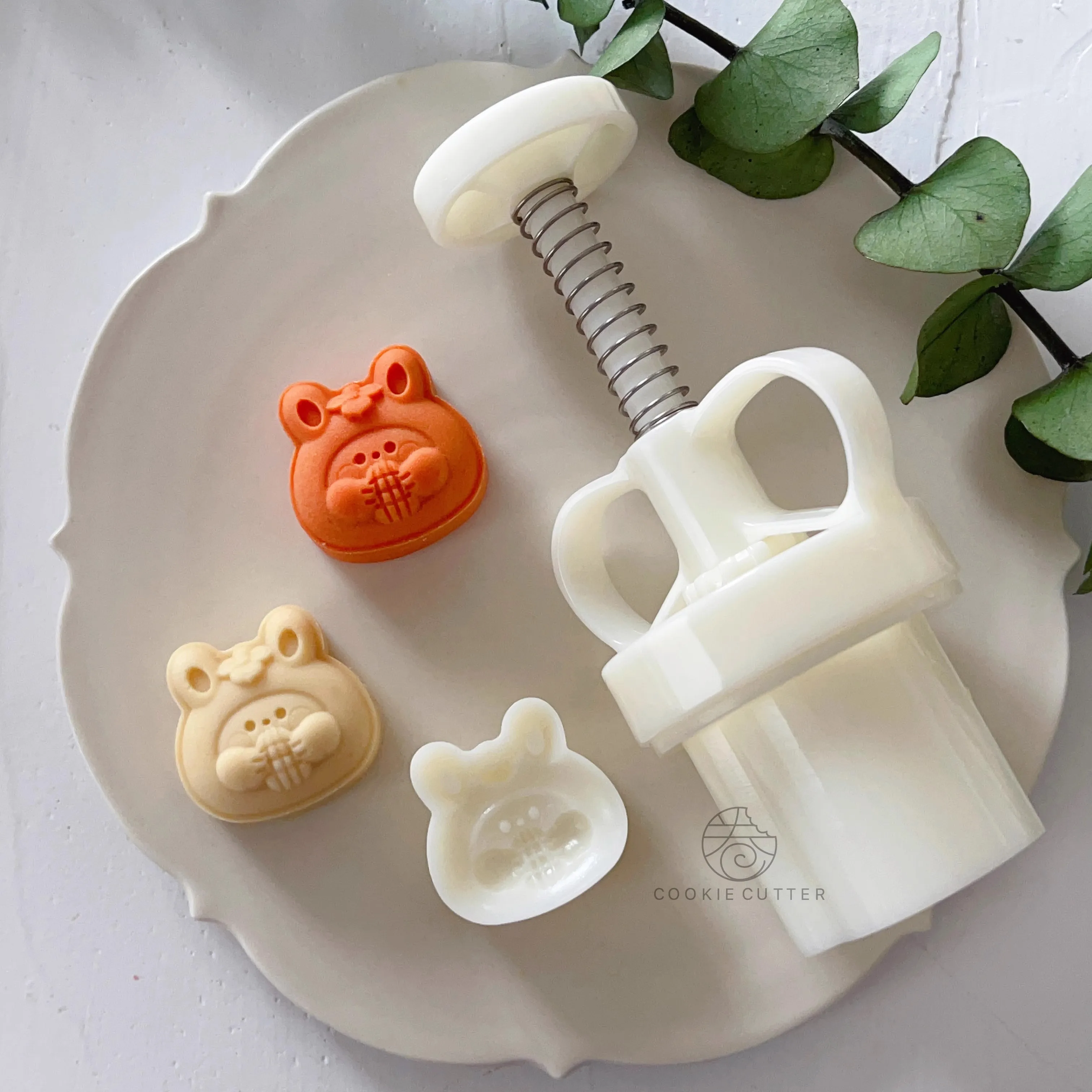 

20g 50g Chinese New Year Mooncake Mold Persimmon Peanut Pattern Rabbit Shape Pastry Mold 3D Hand Pressure Green Bean Cake Mold