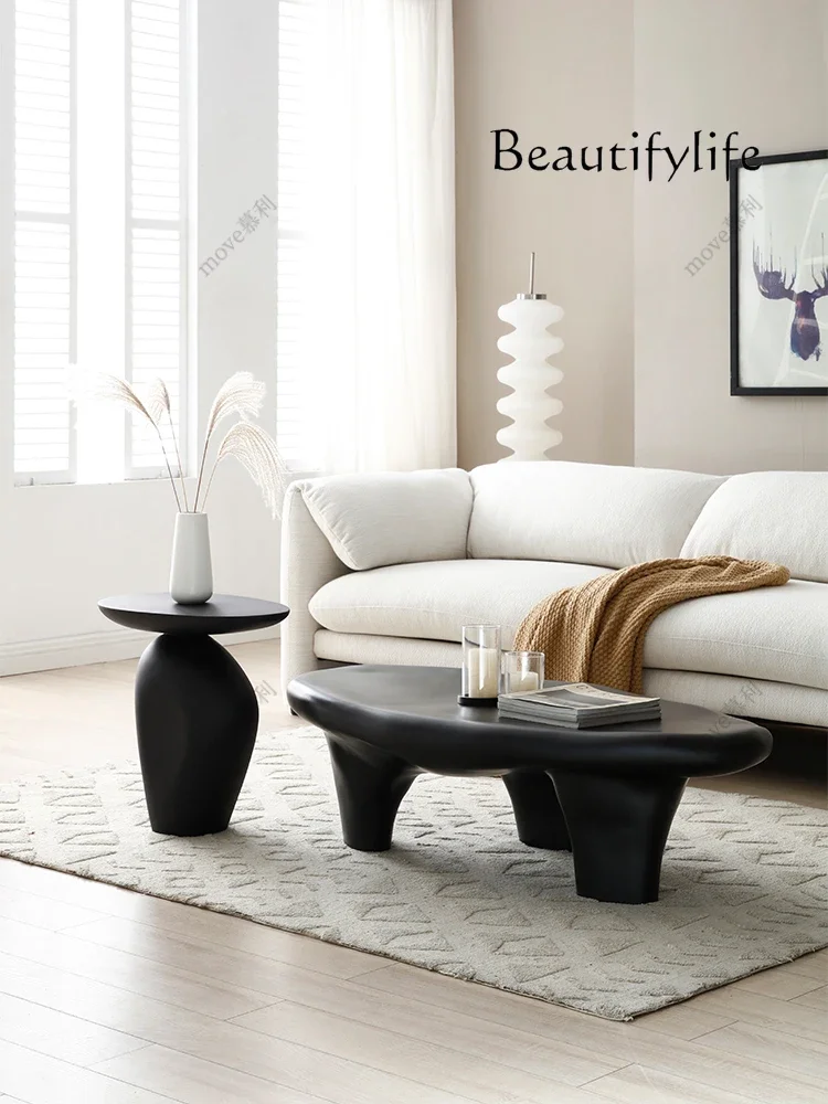 Черный приставной столик из булыжника угловой в стиле ретро край дивана Hakka Frp